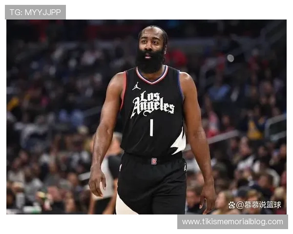 原创12战10败！小卡复出20分快船负骑士 哈登三分8中0米切尔37+8+6